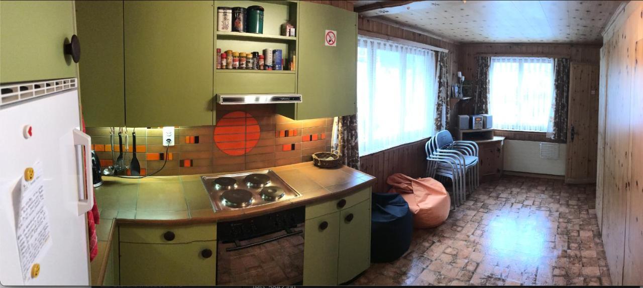 Ferienwohnung Im Chalet Boubou Wiler Eksteriør bilde